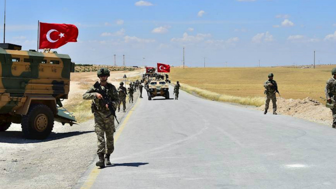 DrawMedia.net / Turkish military advances 15 km into Iraqi Kurdistan, triggering mass evacuations